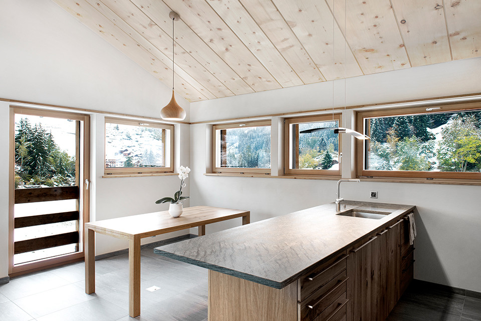 the-larch-barn_Alp-Architects-Sarl_dining room
