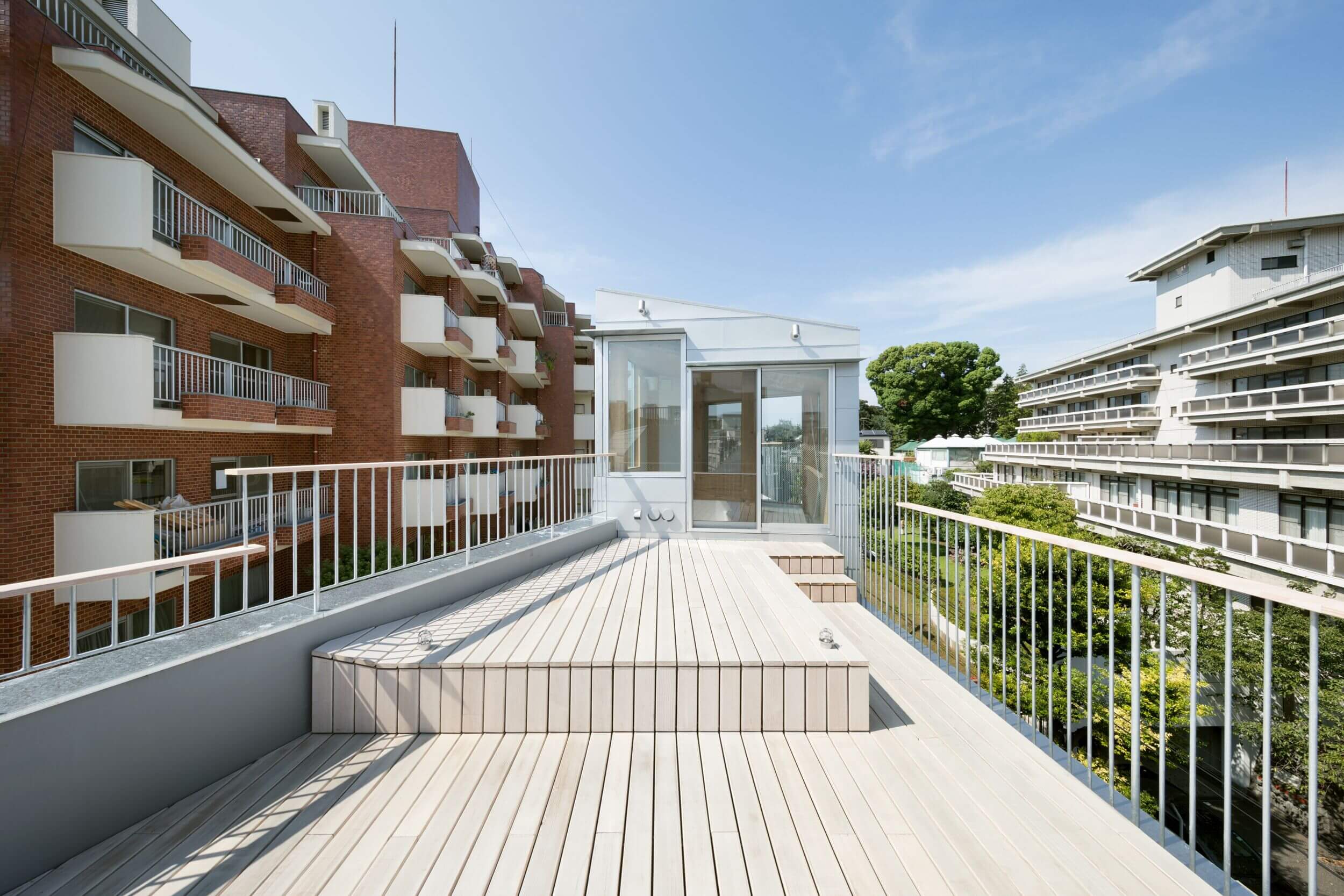 pur natur Terrassendielen Kollin auf Dachterrasse