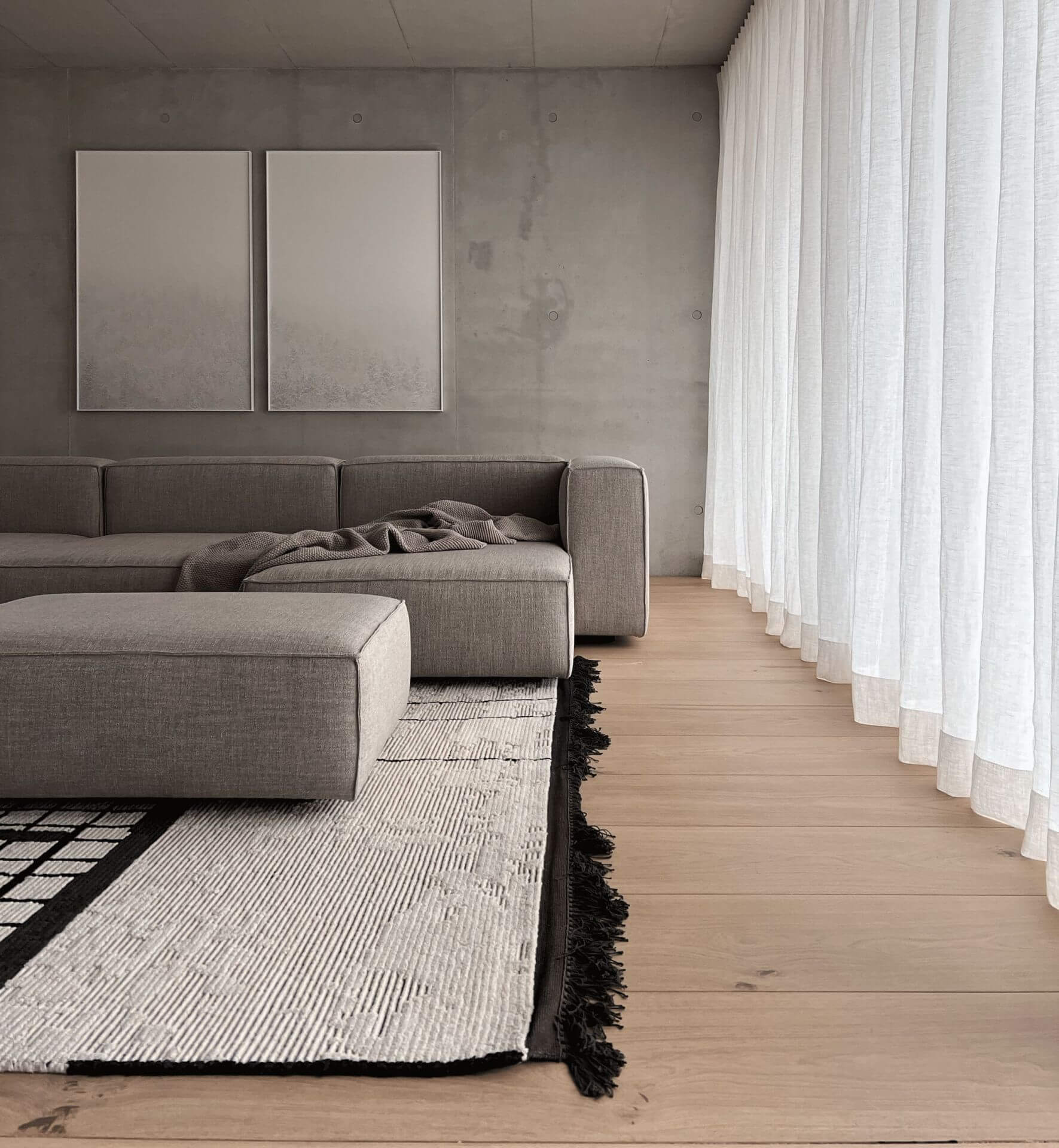 pure natural oak Select planks in minimalist living room